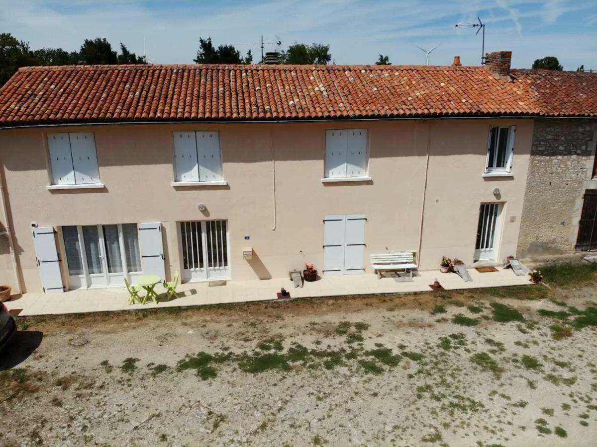 La Maison Du Lavoir Payroux Extérieur photo